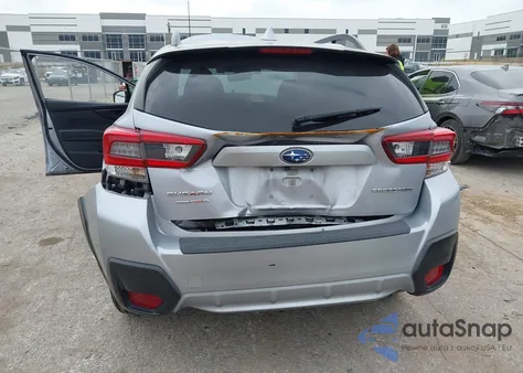 2020 Subaru Crosstrek Premium z USA, uszkodzony, nr VIN JF2GTAECXL8277101